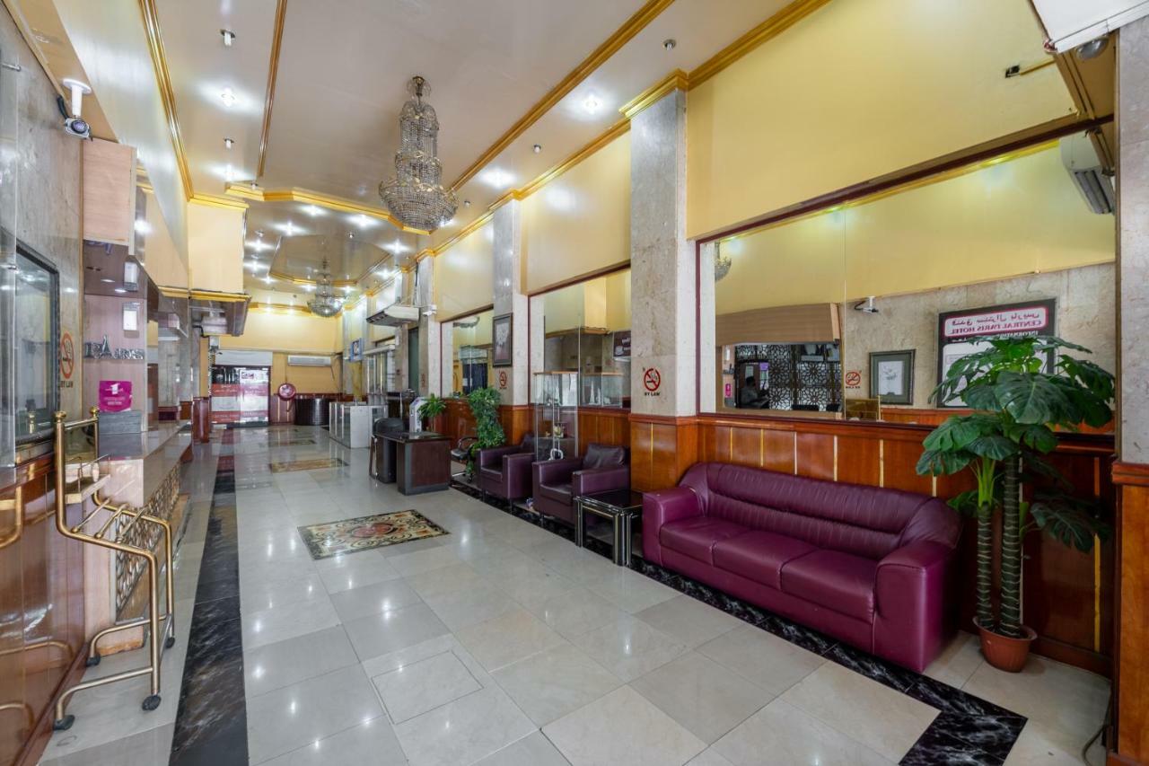 Central Paris Hotel, Baniyas Square Дубай Екстериор снимка